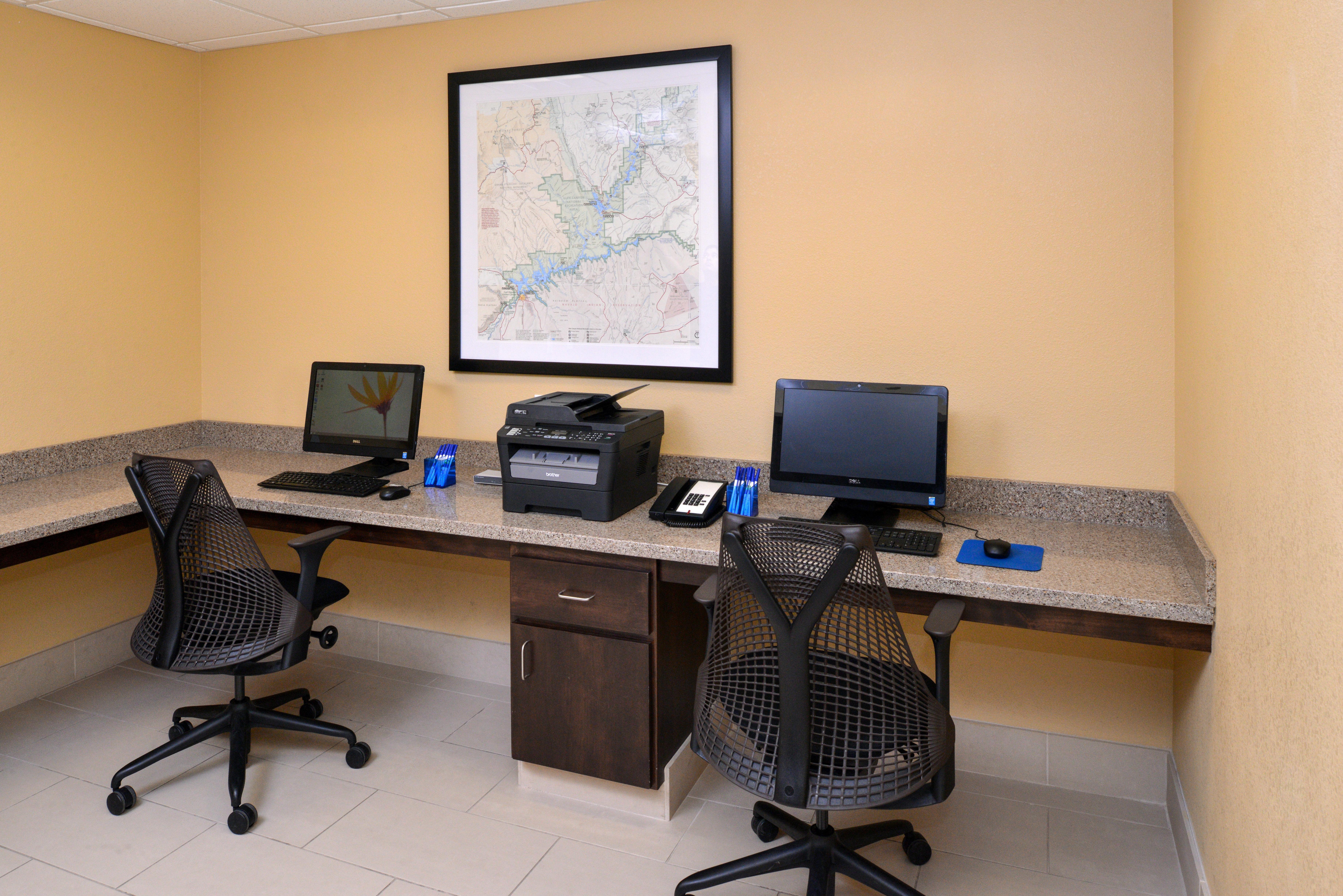 Holiday Inn Express & Suites Page - Lake Powell Area By Ihg Eksteriør bilde