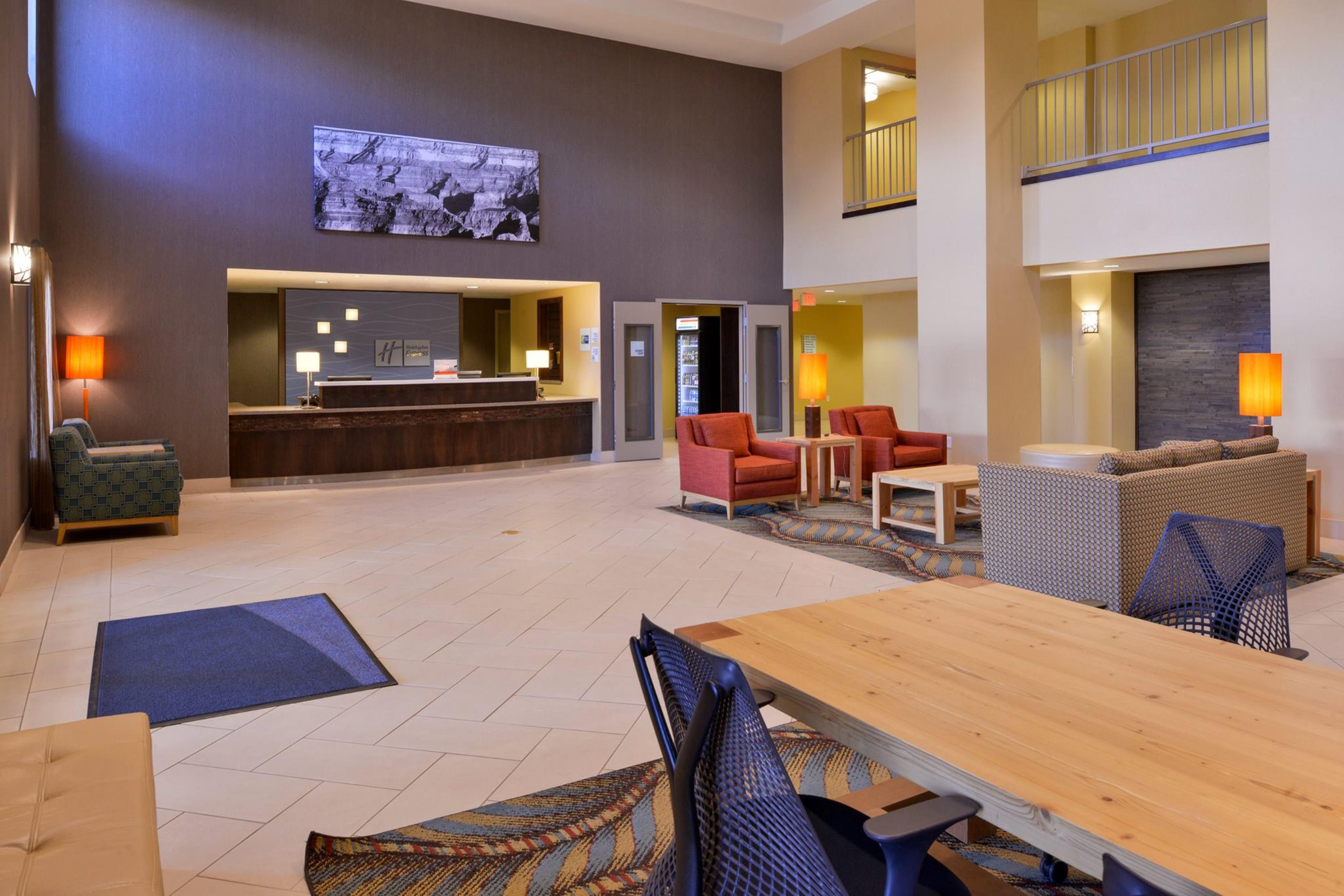 Holiday Inn Express & Suites Page - Lake Powell Area By Ihg Eksteriør bilde